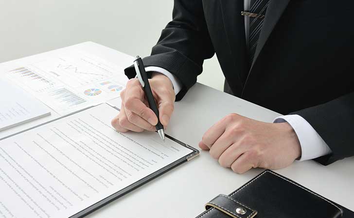 退職手続きに伴う社会保険手続きについて